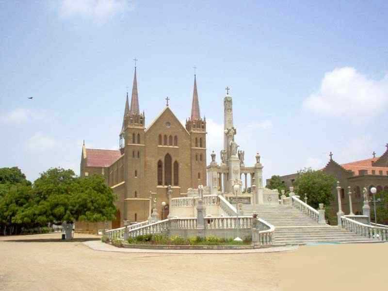Visit Famous Churches in Pakistan