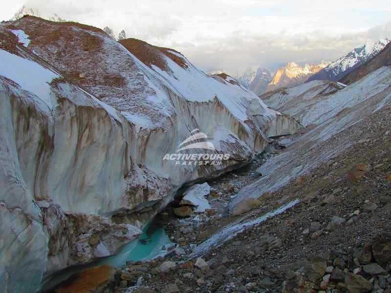North Pakistan werthum Pass trek