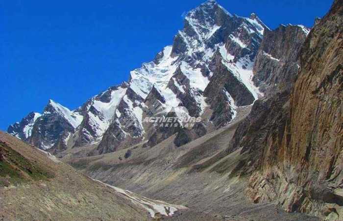 Werthum-pass-trek-hunza-valley-pakistan