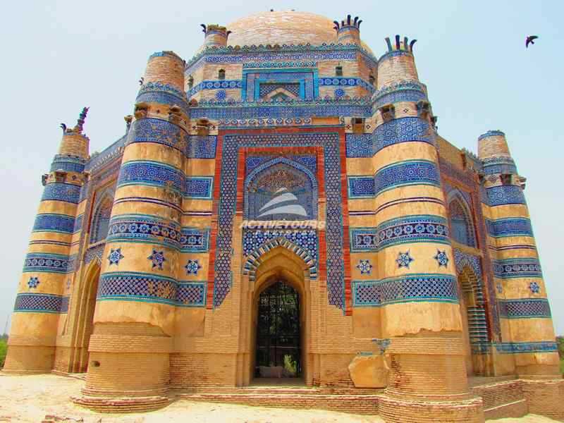 visit Mausoleum of Bibi Jawindi, tour of uch sharif, visit Uch Sharif, Punjab, Pakistan